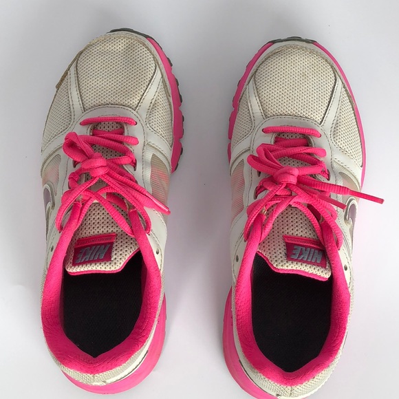 NIKE Women’s Air Relentless 3 Running, size 7 - Picture 4 of 8